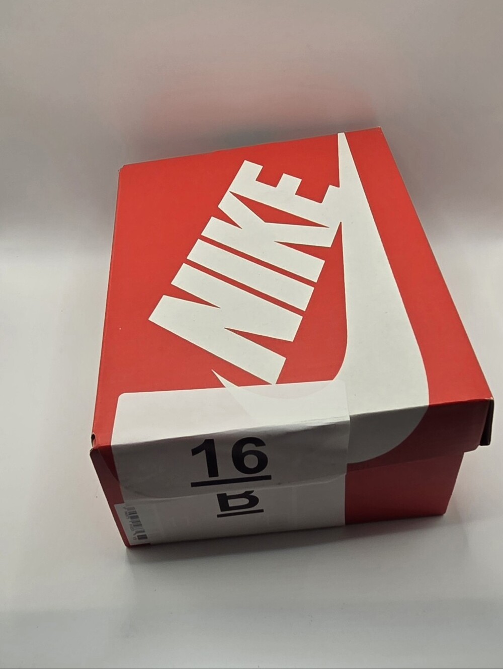 Nike Dunks Low Kids Size 11 Pink and White Low-Top Sneakers - Picture 7 of 7